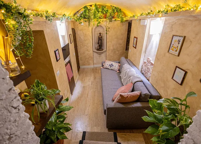 Charming Private Underground Retreat Self Check-in B Рим