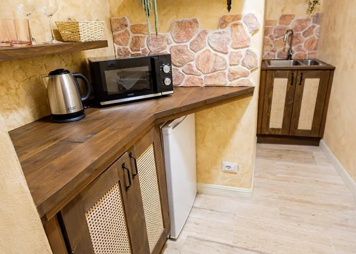 Charming Private Underground Retreat Self Check-in B *