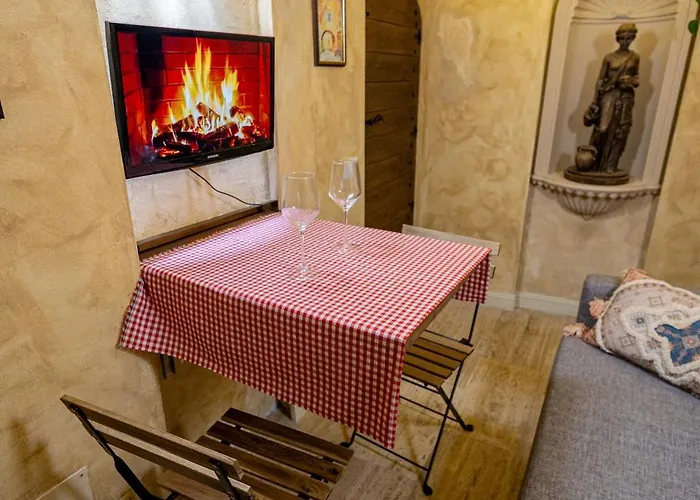 Charming Private Underground Retreat Self Check-in B Рим